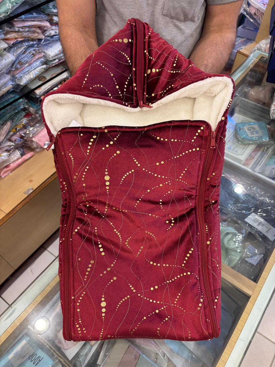 Warmhugs full fur side zipe printed sleeping bag