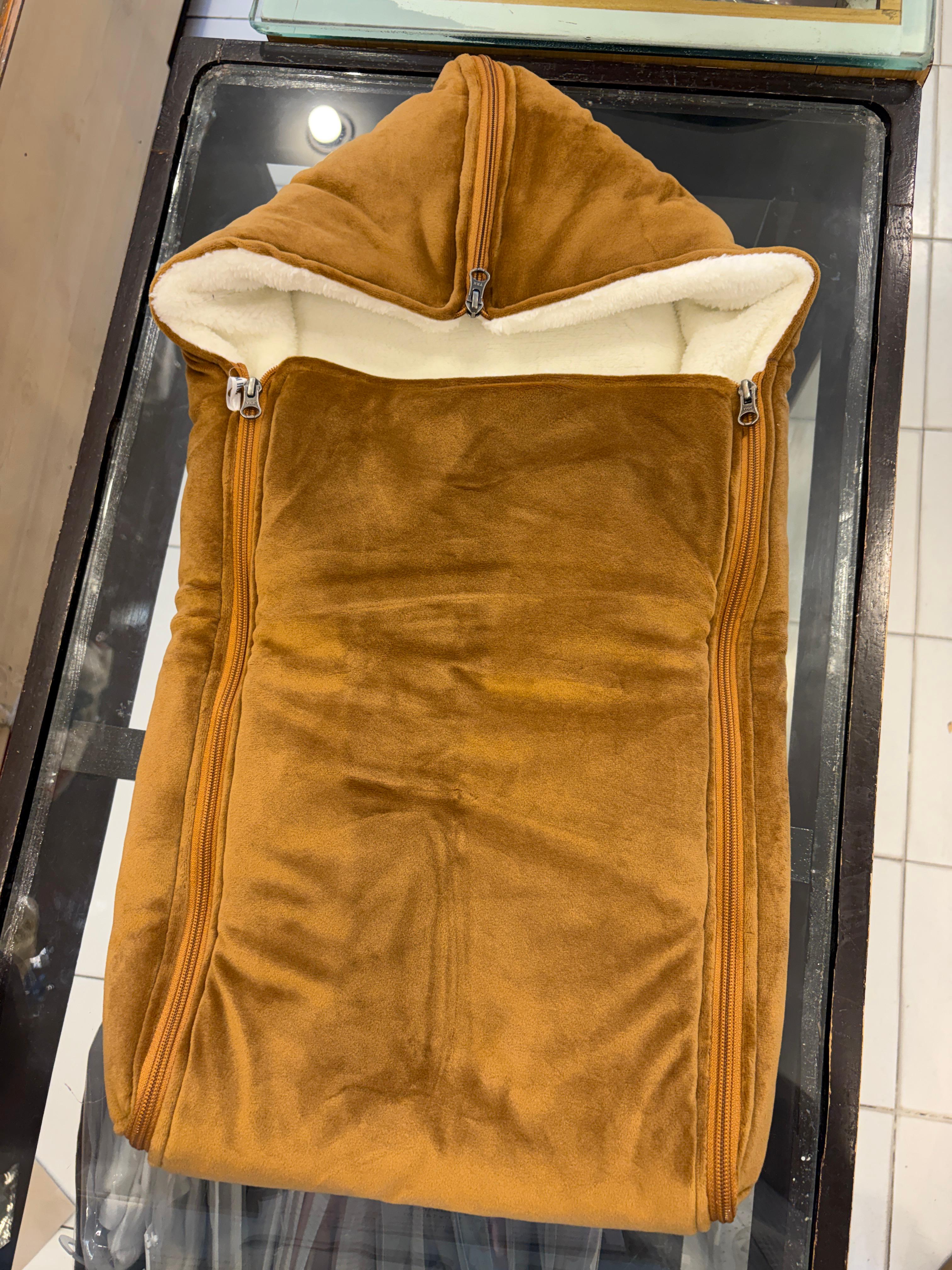 Warm hugs full fur side zip sleeping bag (brown)