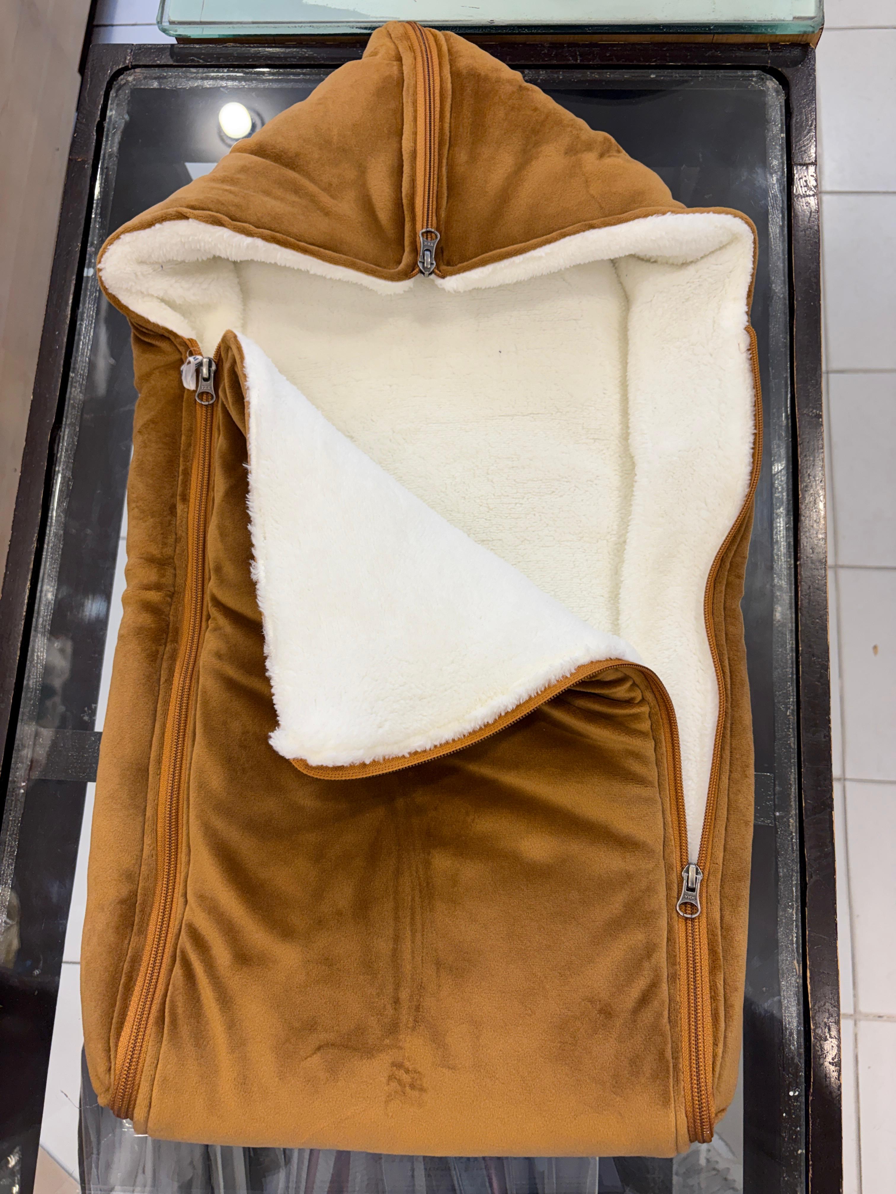 Warm hugs full fur side zip sleeping bag (brown)