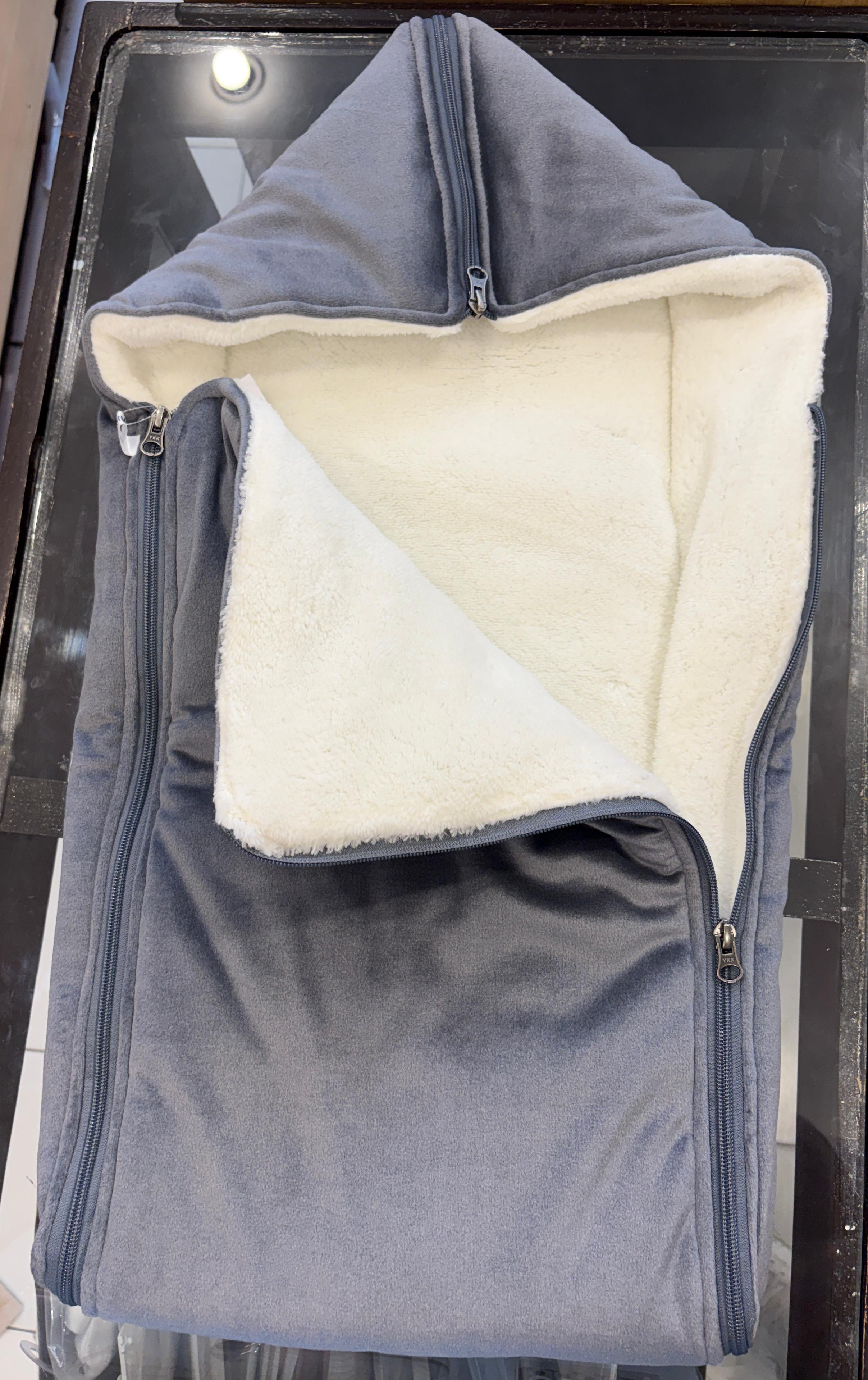 Warm hugs full fur side zip sleeping bag (grey)